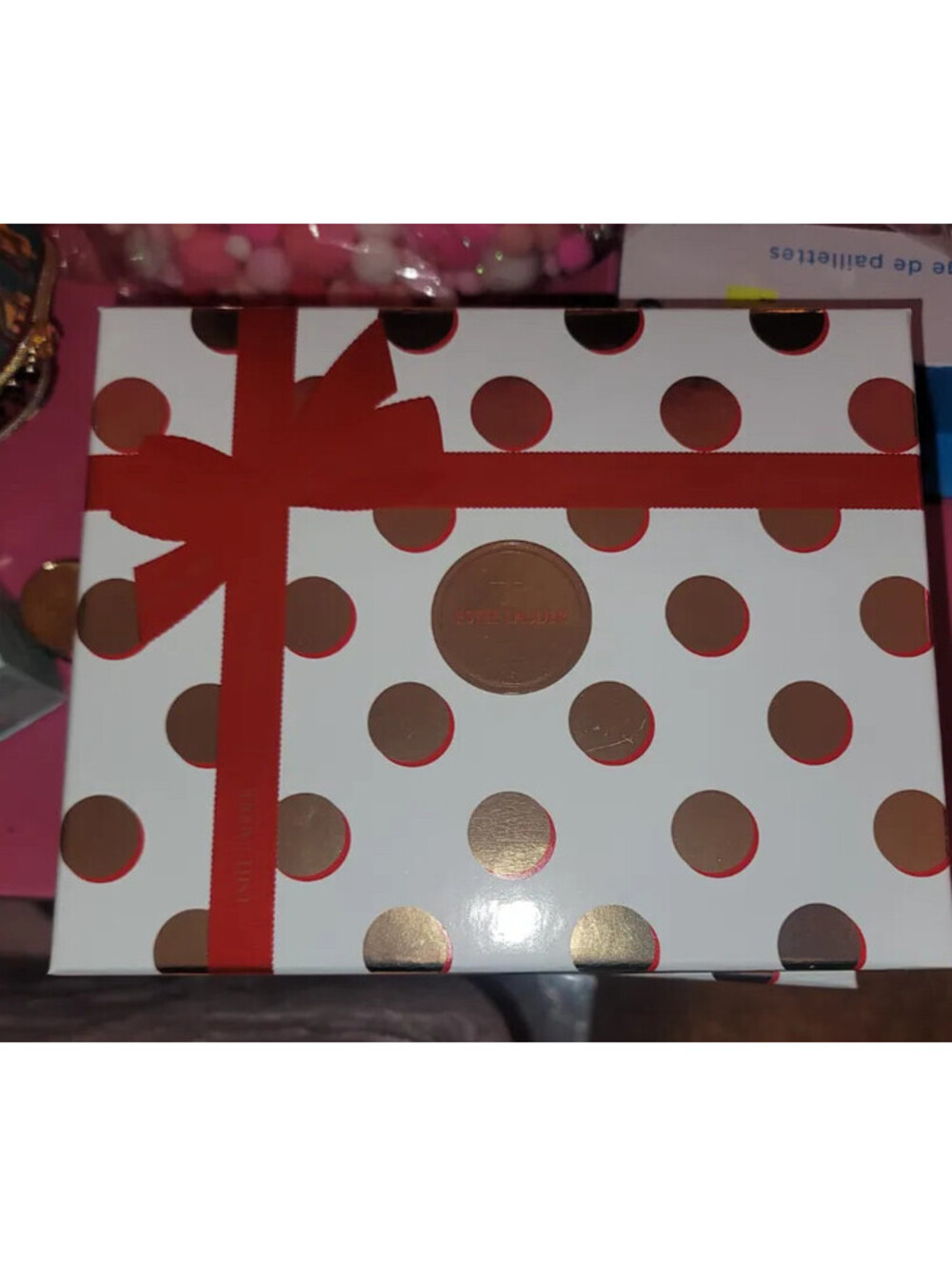 ESTEE LAUDER HOLIDAY GIFT EMPTY BOX - 9" x 7" x 3"